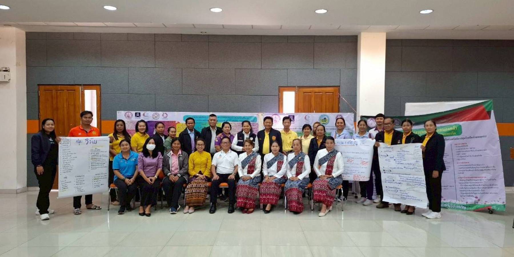 ศูนย์คุณธรรมจับมือเครือข่ายกองทุนสวัสดิการชุมชนตำบลจังหวัดกำแพงเพชร  สช. และพอช. ยกระดับ กองทุนสีขาวสู่กองทุนความดีเพื่อสังคม